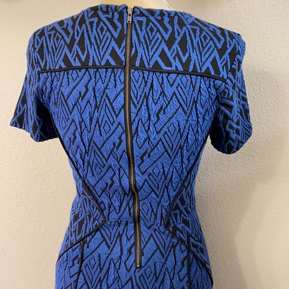 NEW Tracy Reese V-Neck Fit and Flare Dress - Picture 5 of 7